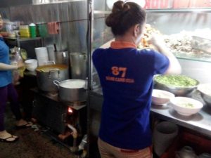 Bánh Canh Cua - Trần Khắc Chânの厨房