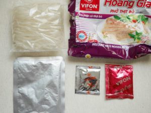 インスタント麺Hoang gia Pho Bo　中身