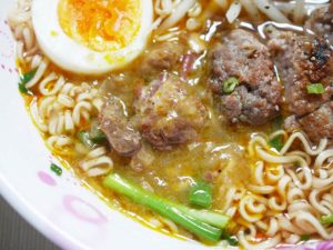 ベトナムラーメン Hoang Gia Mi Thit Boの具