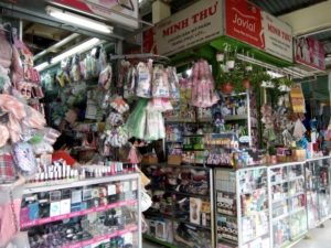 ダカオ市場　市場内