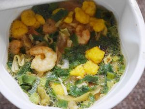 ベトナムカップヌードル タイトムヤム完成