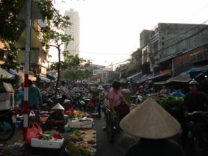 チョロン ビンタイ市場の周辺