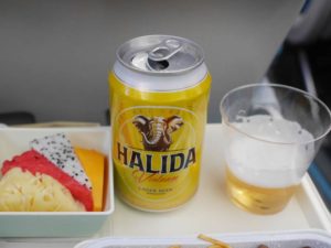 ベトナム航空機内食　ビール