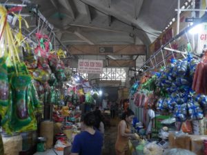 ホアビン市場