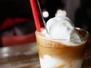 コンカフェのココナッツミルクコーヒー