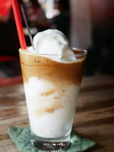 コンカフェのココナッツミルクコーヒー