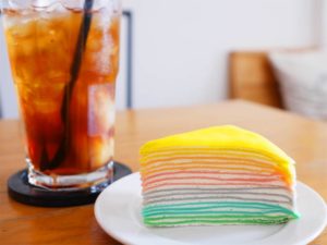 Saigon Oiのレインボーケーキ